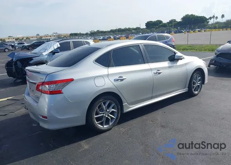 2014 Nissan Sentra Sr z USA, uszkodzony, nr VIN 3N1AB7AP8EY318015